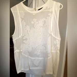 JCREW sleeveless blouse. Silk/cotton front and polyester center backside.